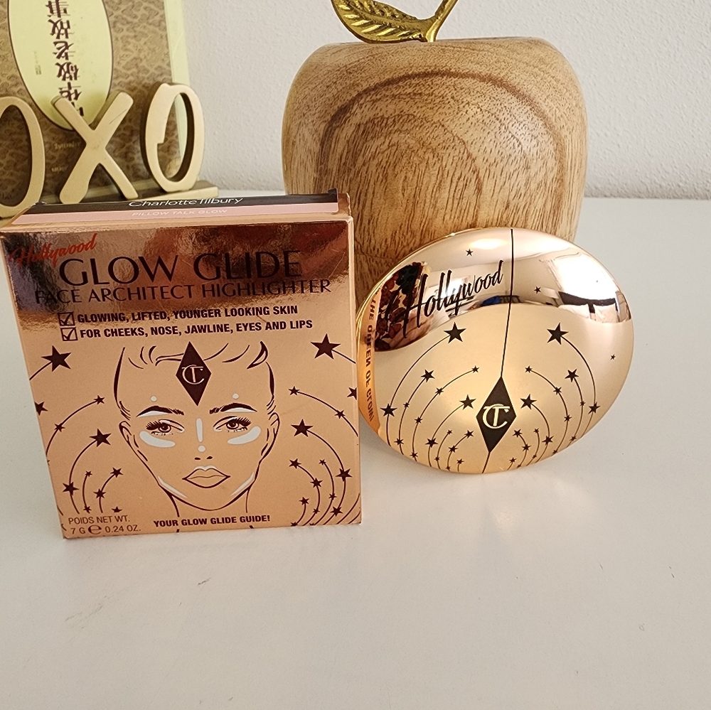 Charlotte Tilbury Glow Glide Face Architect Highlighter - Rose Gold
